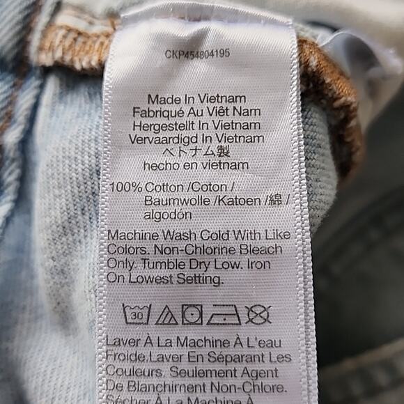 MADEWELL Relaxed Mid Length Denim Shorts Ripped Edition Size 32 Light Blue Wash - Picture 9 of 9